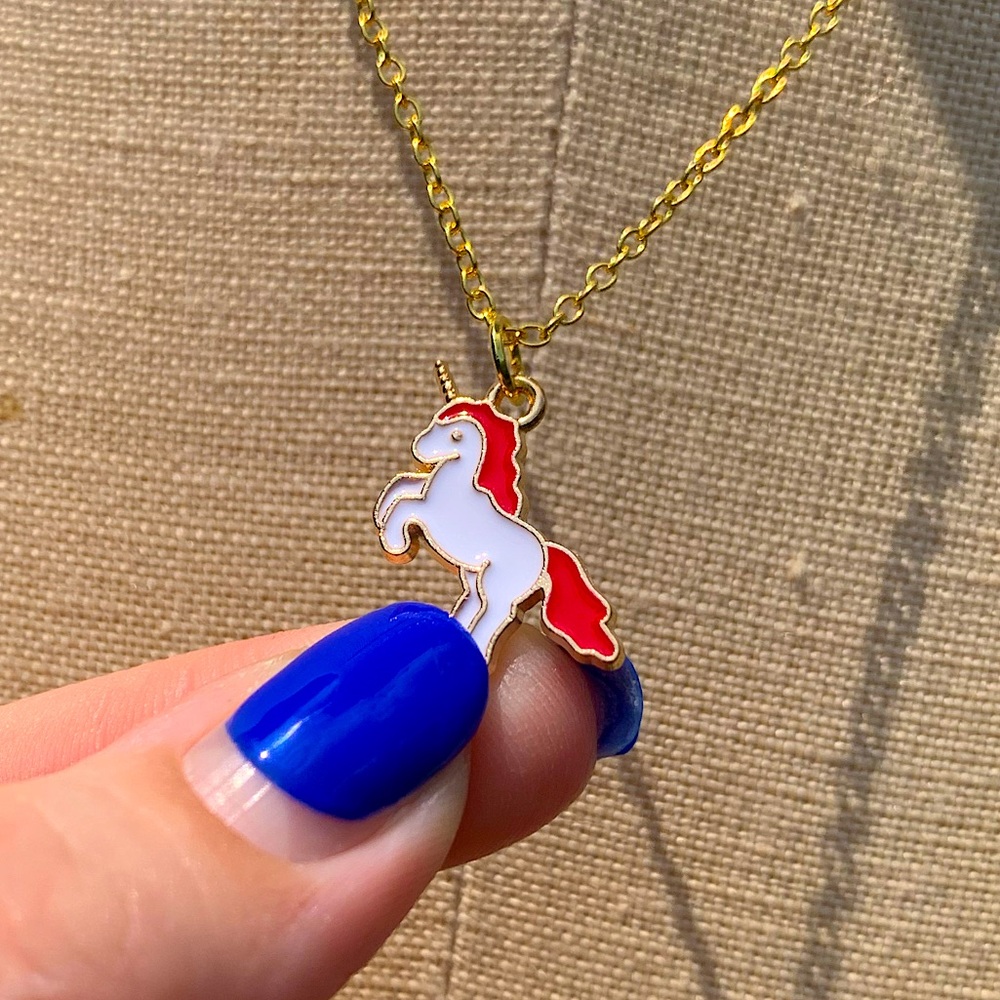 NWT Sterling Silver Plated Chain & Enamel Unicorn Alloy Metal Charm Necklace